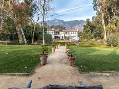Malibu Luxury Gated Estate Vacation Home